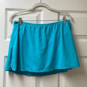 Like new turquoise swim skirt
